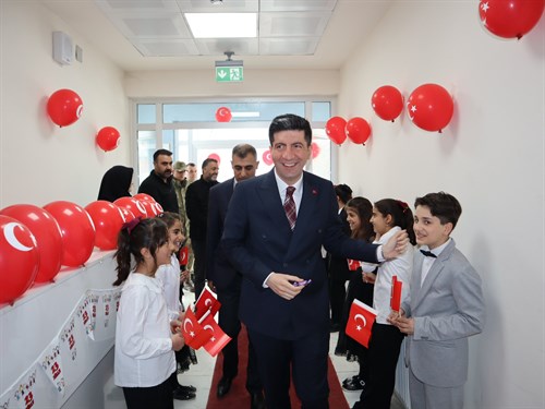 ''23 Nisan Ulusal Egemenlik ve Çocuk Bayramı Kutlama Programı Düzenlendi.''